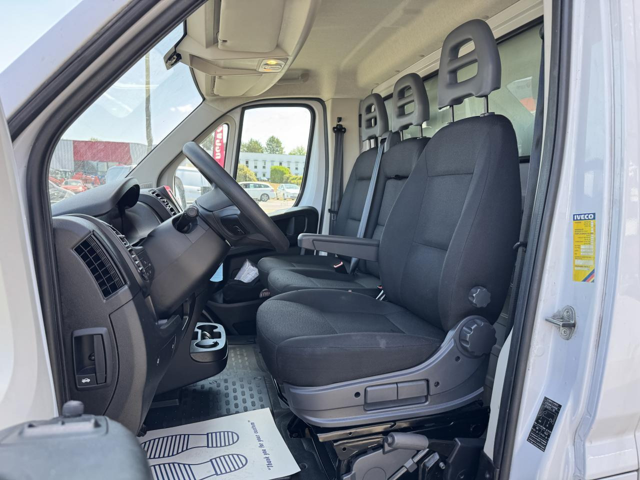 Fiat Ducato 3.5 L H3-POWER 140CH MAXI CAISSE 20M³ + HAYON 750KG + AUVENT PACK PRO - Furgoneta caja cerrada: foto 5 Fiat Ducato 3.5 L H3-POWER 140CH MAXI CAISSE 20M³ + HAYON 750KG + AUVENT PACK PRO - Furgoneta caja cerrada: foto 5