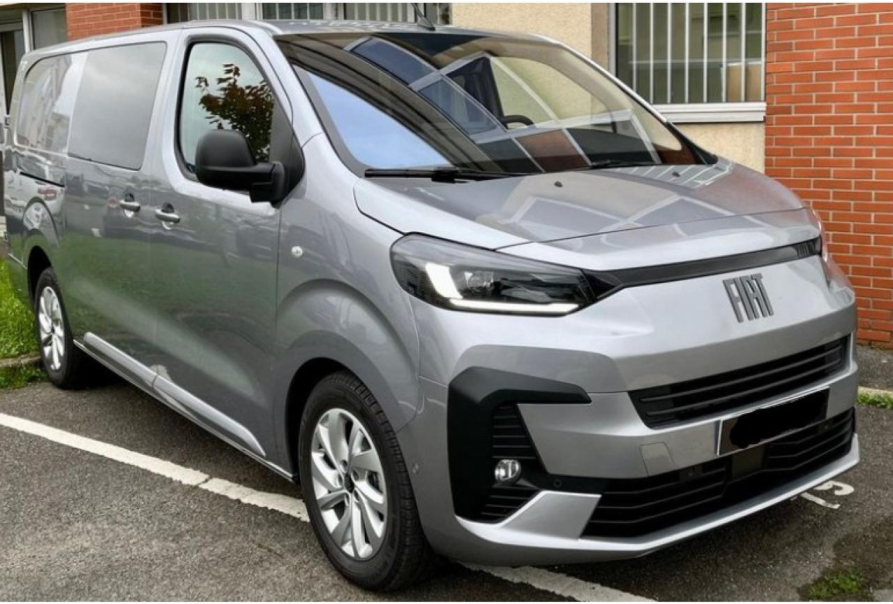 Fiat Scudo XL 2.0 BlueHDi - 180 S&S - BV EAT8 III 2022 CABINE APPROFONDIE Cabine Approfondie Fixe XL - Furgoneta combi: foto 1 Fiat Scudo XL 2.0 BlueHDi - 180 S&S - BV EAT8 III 2022 CABINE APPROFONDIE Cabine Approfondie Fixe XL - Furgoneta combi: foto 1