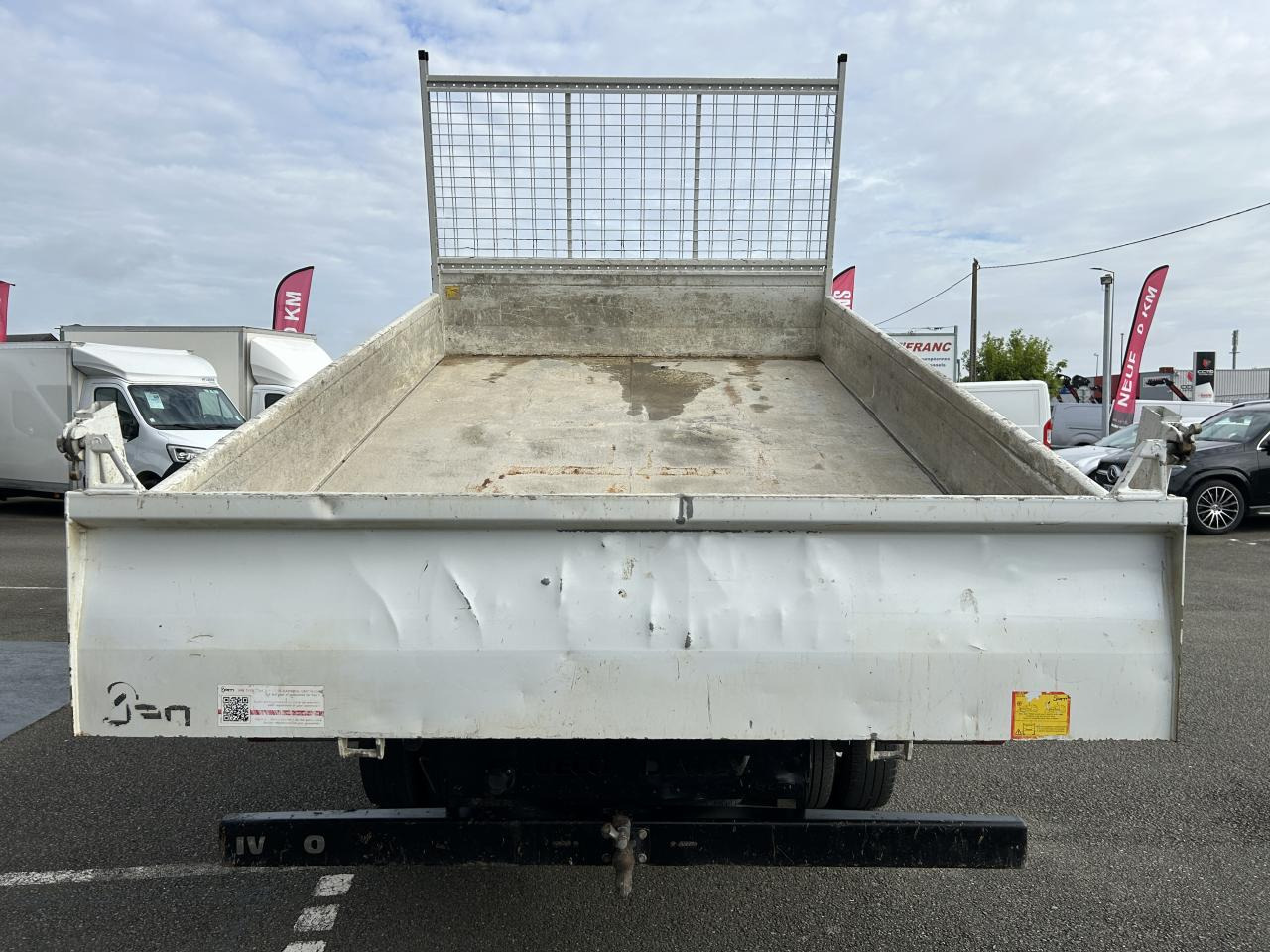 IVECO Daily 35 C 14 S&S (Quad-Leaf) CHASSIS CABINE 2014 35C/35S Chassis cabine 35 C Epmt.3.75 PHASE 3 - Furgoneta basculante: foto 2 IVECO Daily 35 C 14 S&S (Quad-Leaf) CHASSIS CABINE 2014 35C/35S Chassis cabine 35 C Epmt.3.75 PHASE 3 - Furgoneta basculante: foto 2