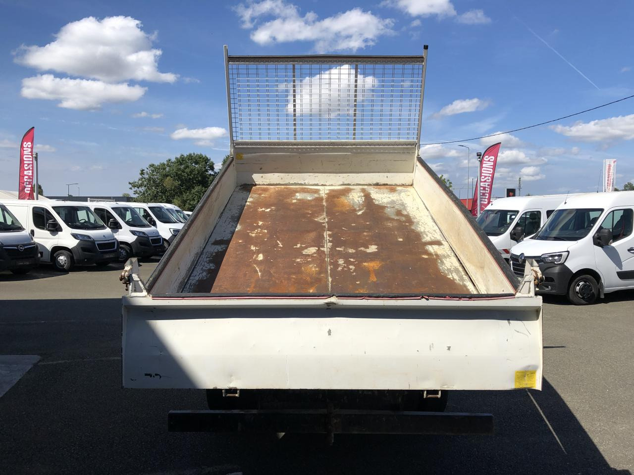 IVECO Daily 35C14 3T5 BENNE + COFFRE RJ 2.3L 140CH - Furgoneta basculante: foto 3 IVECO Daily 35C14 3T5 BENNE + COFFRE RJ 2.3L 140CH - Furgoneta basculante: foto 3
