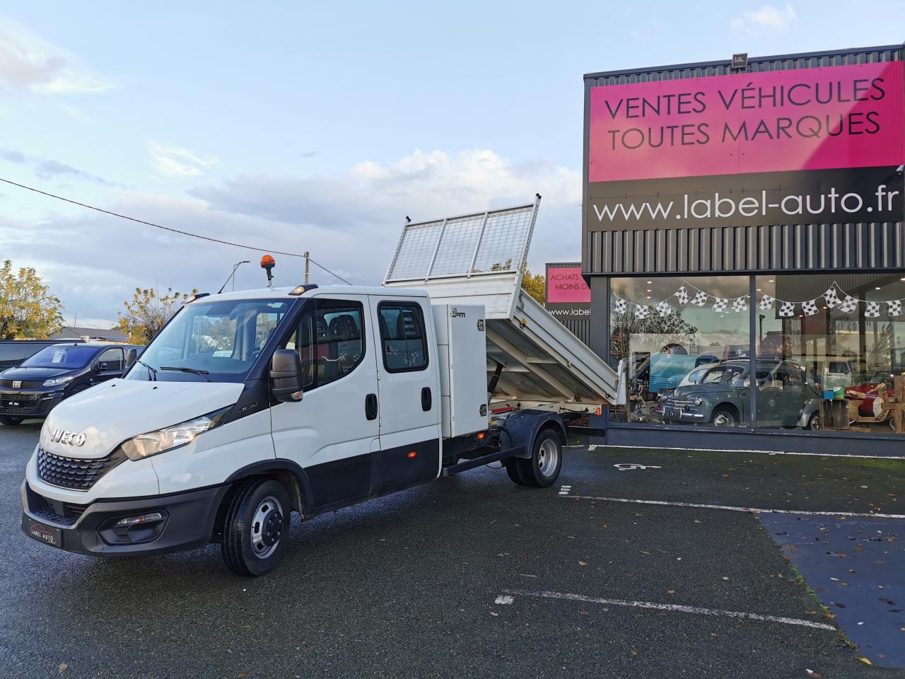 Furgoneta basculante IVECO daily 35C14 BENNE COFFRE DOUBLE CABINE 6 places: foto 9