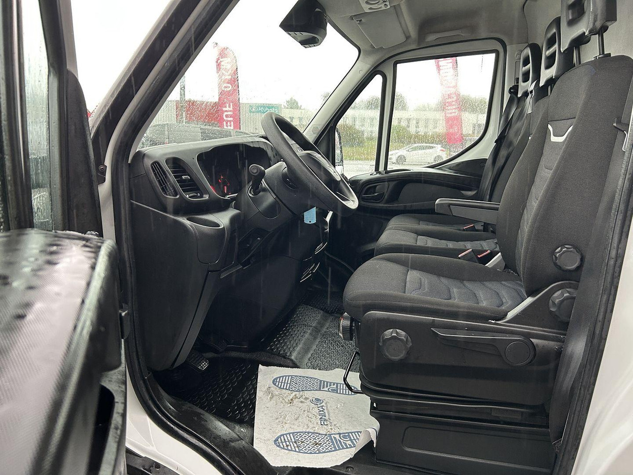 Iveco Daily 35S14 V12 - Furgón: foto 4 Iveco Daily 35S14 V12 - Furgón: foto 4