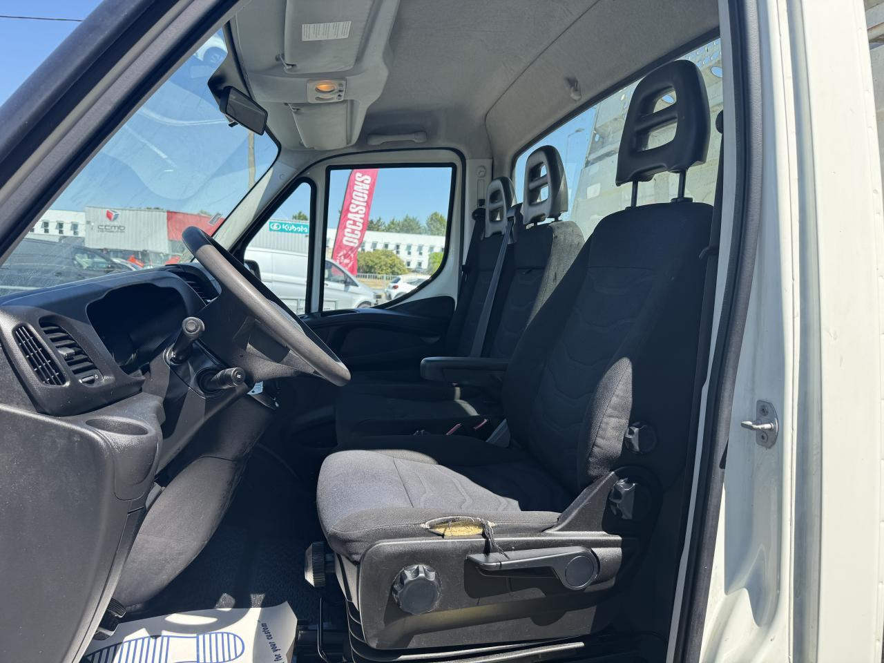 Iveco Daily IVECO 35 C 12 BENNE RJ 2.3 120 CH - Furgoneta basculante: foto 4 Iveco Daily IVECO 35 C 12 BENNE RJ 2.3 120 CH - Furgoneta basculante: foto 4