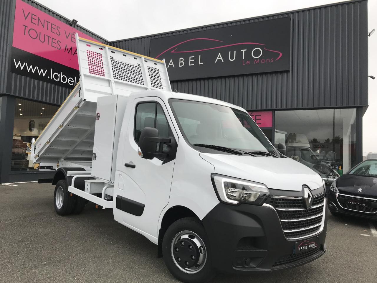RENAULT Master Confort R3500RJ L3 2.3 dCi - 165 III CHASSIS CABINE Châssis Cabine L3 Propulsion PHASE - Otros maquinaria: foto 1 RENAULT Master Confort R3500RJ L3 2.3 dCi - 165 III CHASSIS CABINE Châssis Cabine L3 Propulsion PHASE - Otros maquinaria: foto 1