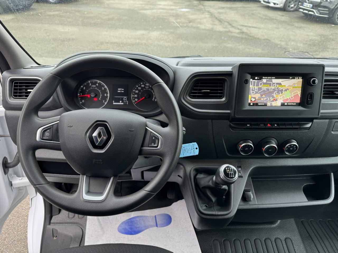 RENAULT MASTER 3T5 2.3 DCI 150CH GRAND CONFORT - Furgón: foto 4 RENAULT MASTER 3T5 2.3 DCI 150CH GRAND CONFORT - Furgón: foto 4