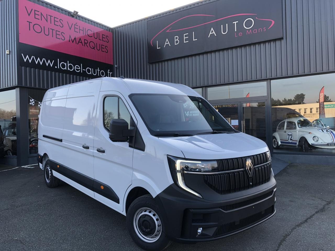 Furgón nuevo RENAULT Master Extra 3t5 L3H2 2.0 Blue dCi - BVA 170 2025 IV FOURGON Fourgon L3H2 Traction: foto 1