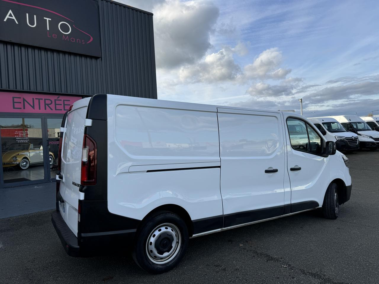 RENAULT Trafic L2H1 3000 Kg 2.0 Blue dCi - 130  III FOURGON Fourgon Grand Confort L2H1 PHASE 3 - Furgón: foto 5 RENAULT Trafic L2H1 3000 Kg 2.0 Blue dCi - 130  III FOURGON Fourgon Grand Confort L2H1 PHASE 3 - Furgón: foto 5