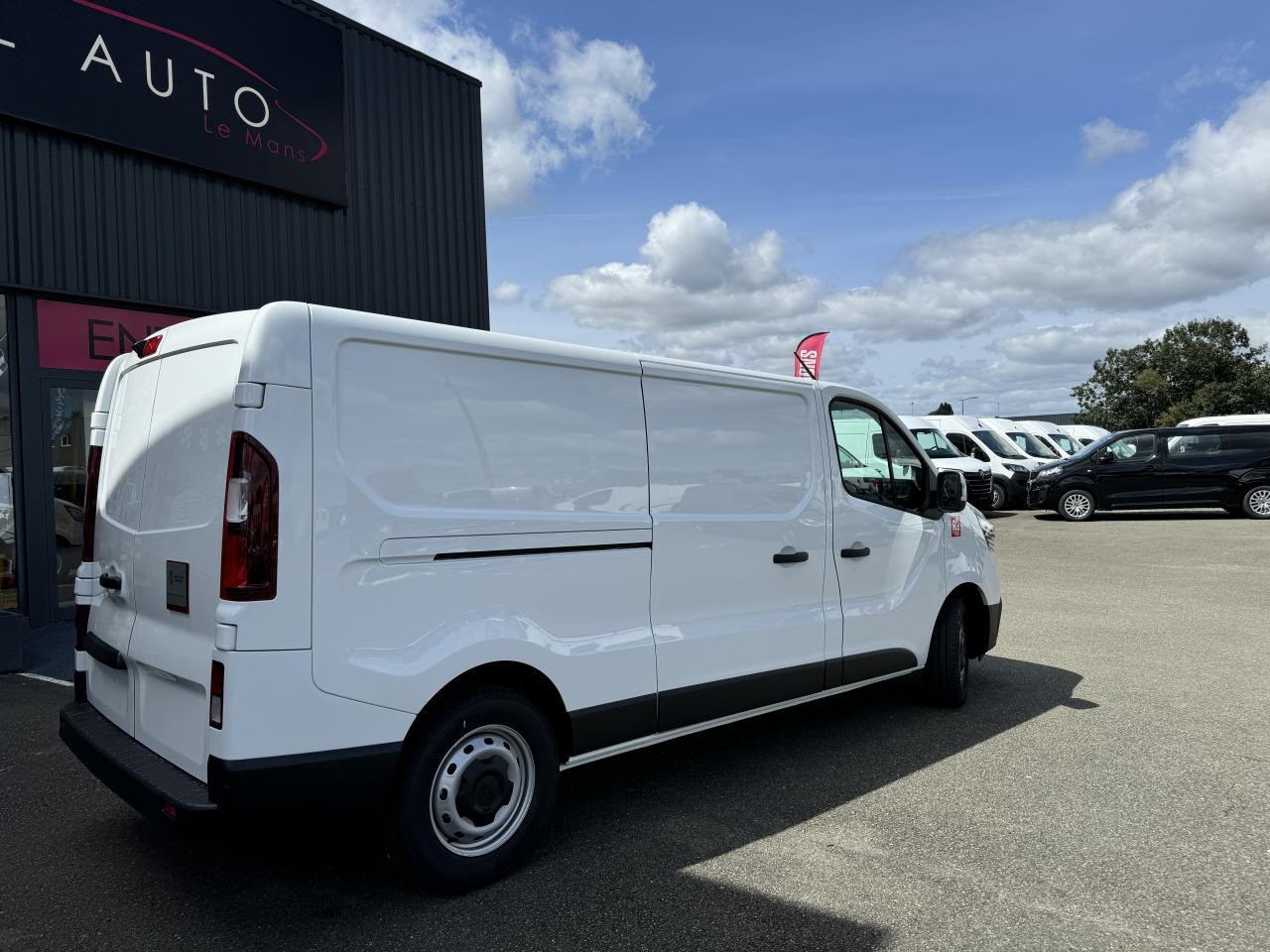 RENAULT Trafic L2H1 3000 Kg 2.0 Blue dCi - 150 2024 III FOURGON Fourgon Advance L2H1 PHASE 3 - Furgón: foto 5 RENAULT Trafic L2H1 3000 Kg 2.0 Blue dCi - 150 2024 III FOURGON Fourgon Advance L2H1 PHASE 3 - Furgón: foto 5