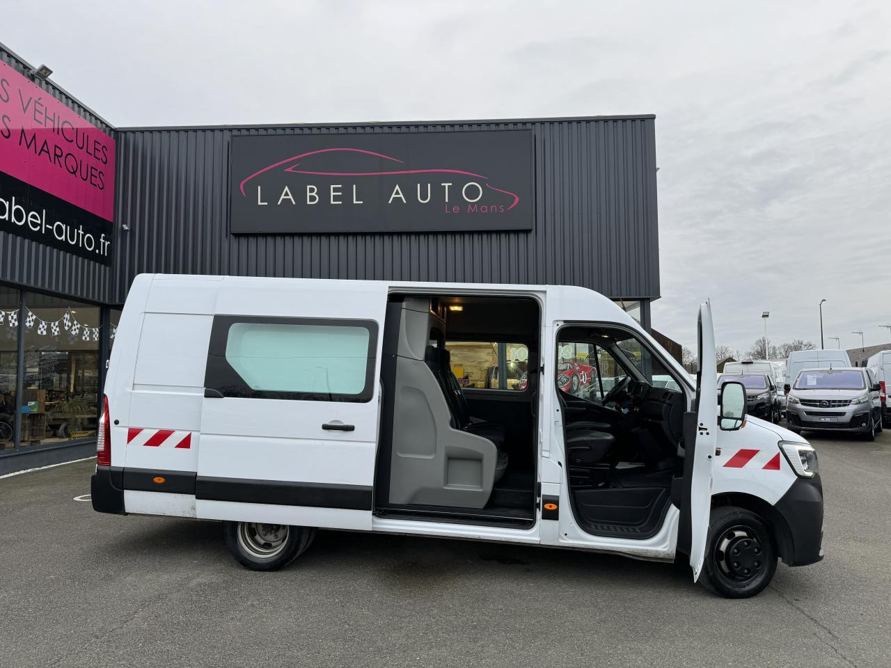 Furgoneta combi Renault Master F3500 L3H2 2.3 BLUE DCI 135CH CABINE APPROFONDIE 6 PLACES GRAND CONFORT: foto 1
