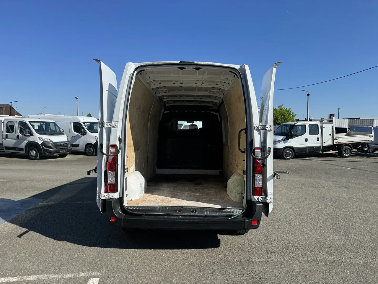 Renault Master F3500 L3H2 2.3 DCI 135CH CONFORT EURO6 - Furgón: foto 2 Renault Master F3500 L3H2 2.3 DCI 135CH CONFORT EURO6 - Furgón: foto 2