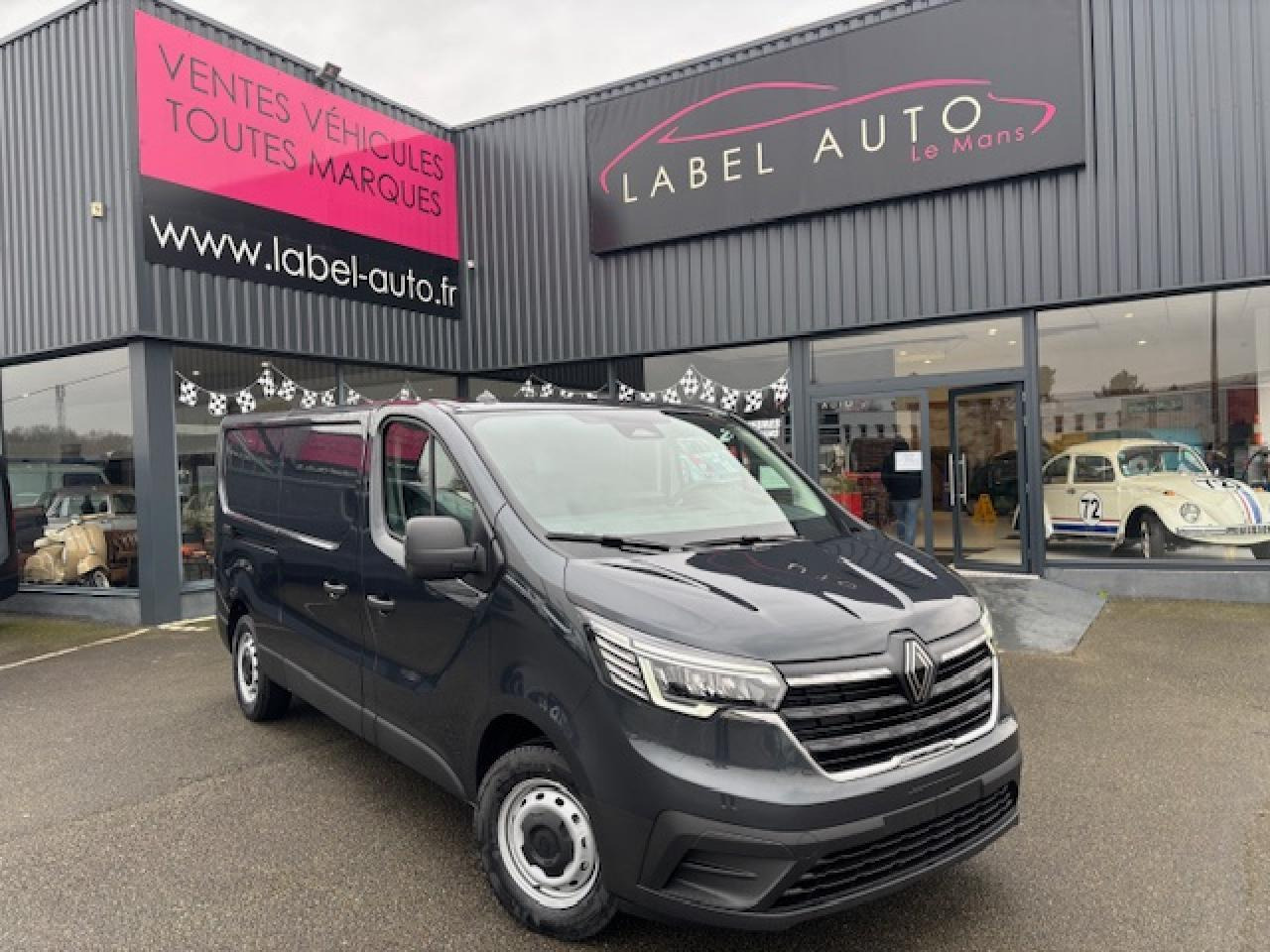 Renault Trafic 3T0 L1H1 2.0 DCI 150CH - Furgón: foto 1 Renault Trafic 3T0 L1H1 2.0 DCI 150CH - Furgón: foto 1