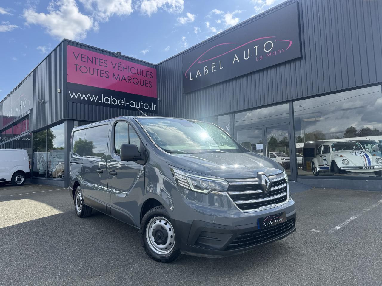 Renault Trafic L1H1 2T8 2.0 BLUE DCI 130CH GRAND CONFORT - Furgón: foto 1 Renault Trafic L1H1 2T8 2.0 BLUE DCI 130CH GRAND CONFORT - Furgón: foto 1