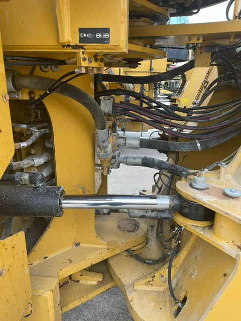 CATERPILLAR 980 M - Cargadora de ruedas: foto 4 CATERPILLAR 980 M - Cargadora de ruedas: foto 4