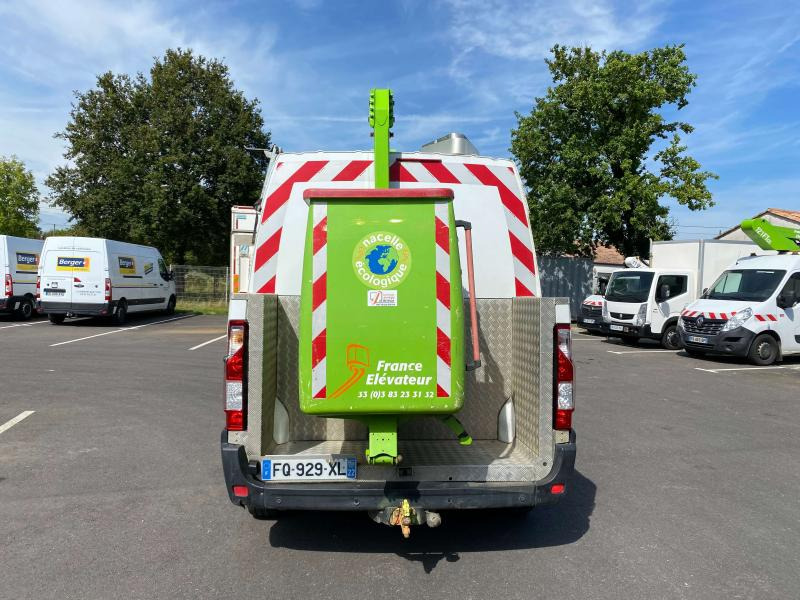 Renault Master 145.35 FG Tronqué L2H2 Nacelle Pack éco - Camión con plataforma elevadora: foto 4 Renault Master 145.35 FG Tronqué L2H2 Nacelle Pack éco - Camión con plataforma elevadora: foto 4