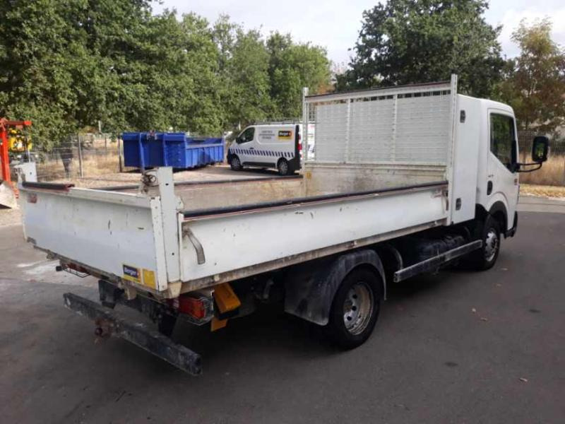 Renault maxity benne + coffre 130Cv - Camión volquete: foto 3 Renault maxity benne + coffre 130Cv - Camión volquete: foto 3
