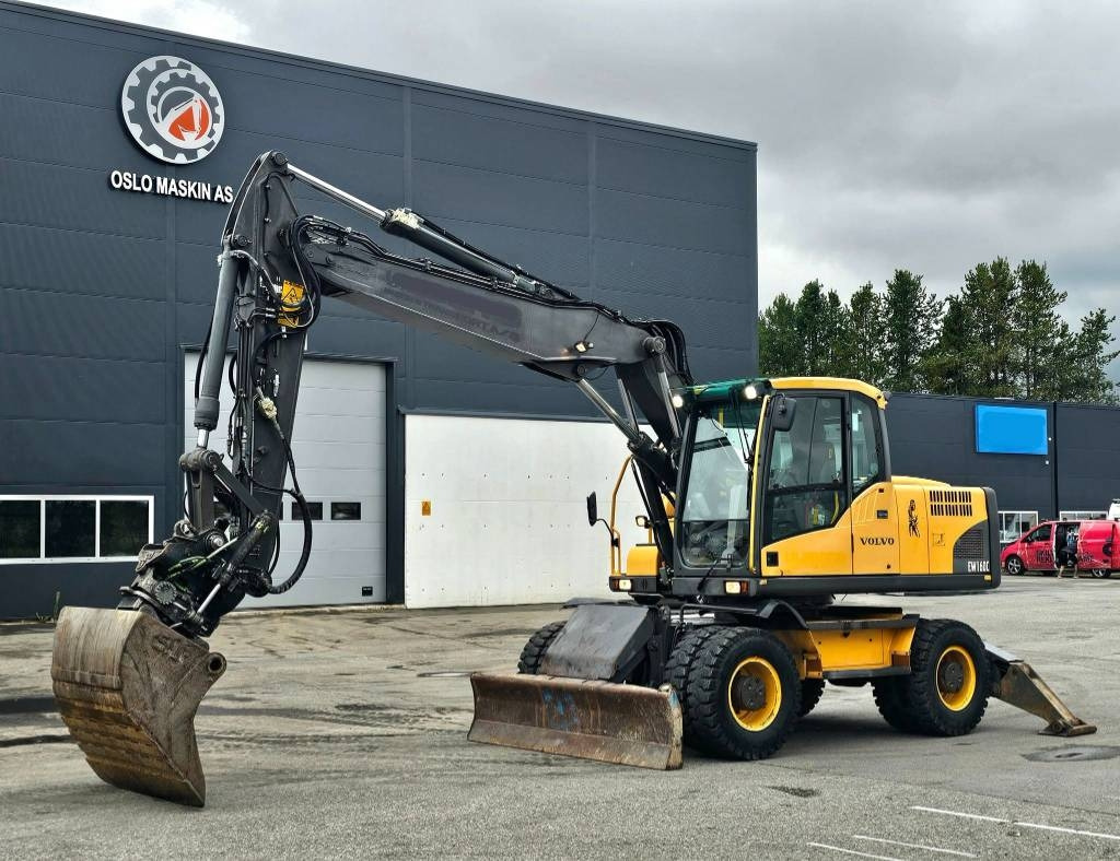 Volvo EW 160 C - Excavadora de ruedas: foto 1 Volvo EW 160 C - Excavadora de ruedas: foto 1