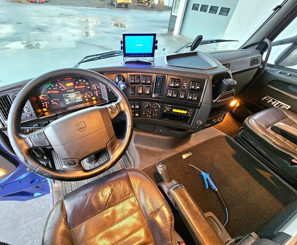 Camión volquete Volvo FH 16 700: foto 35 Camión volquete Volvo FH 16 700: foto 35