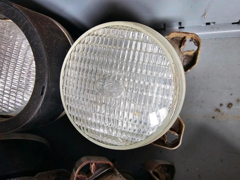 Arbeitsscheinwerfer Fendt Vario 724 722 718 720 716 820 824 415 515 518 - Luz/ Iluminación para Tractor: foto 5 Arbeitsscheinwerfer Fendt Vario 724 722 718 720 716 820 824 415 515 518 - Luz/ Iluminación para Tractor: foto 5