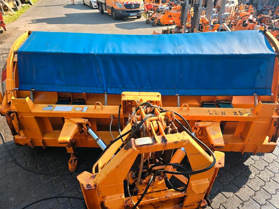 Beilhack PV 29-4 Schneepflug Schneeschild Scheeschieber Winterdienst Unimog U400 300 290 500 427 530 423 318 323 LKW Fendt - Cuchilla quitanieves: foto 4 Beilhack PV 29-4 Schneepflug Schneeschild Scheeschieber Winterdienst Unimog U400 300 290 500 427 530 423 318 323 LKW Fendt - Cuchilla quitanieves: foto 4