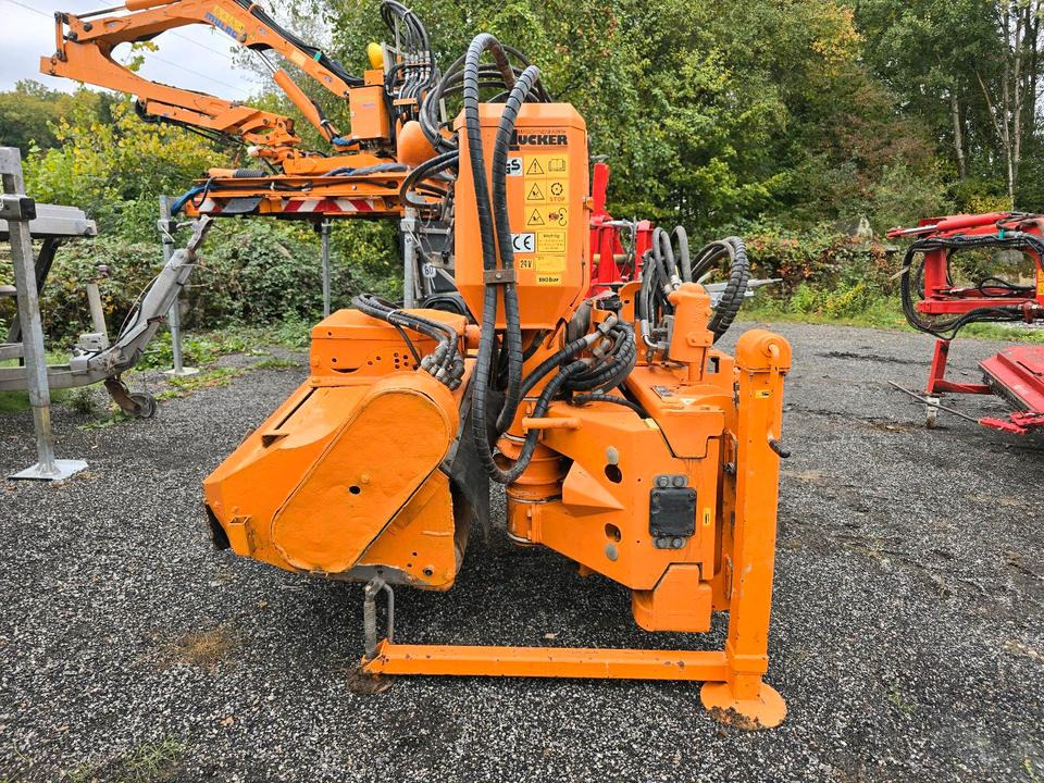 Dücker DUA 700 für Fendt Deutz Böschungsmäher Böschungsmulcher Traktor Bankettmäher 800 600 Mulag Una MHU - Segadora: foto 4 Dücker DUA 700 für Fendt Deutz Böschungsmäher Böschungsmulcher Traktor Bankettmäher 800 600 Mulag Una MHU - Segadora: foto 4
