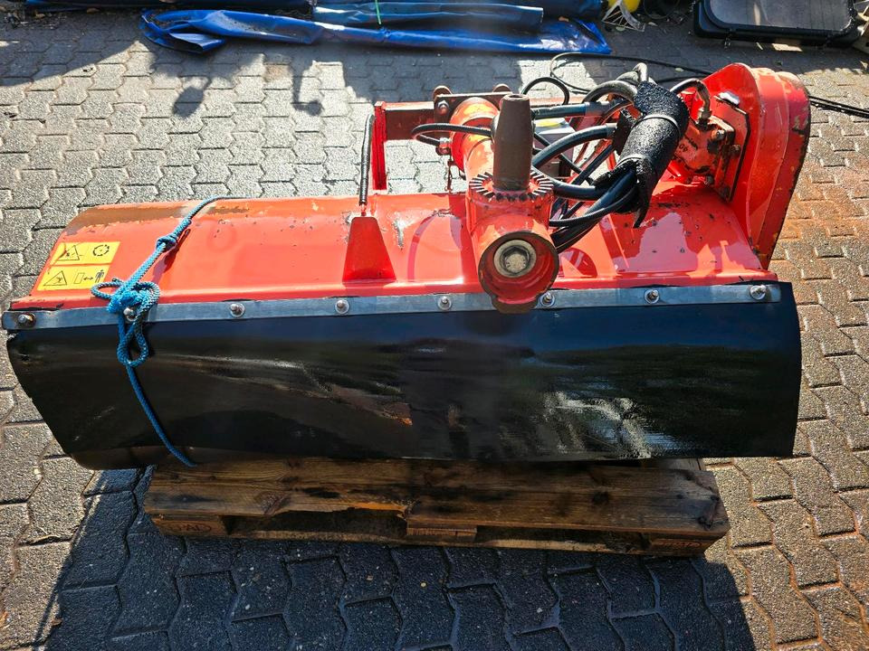 Dücker MKT 13  Mulchkopf Mähkorb für Mähausleger Böschungsmulcher Böschungsmäher  UNA DUA SMT 500 600 700 800 - Desbrozadora de martillos: foto 3 Dücker MKT 13  Mulchkopf Mähkorb für Mähausleger Böschungsmulcher Böschungsmäher  UNA DUA SMT 500 600 700 800 - Desbrozadora de martillos: foto 3