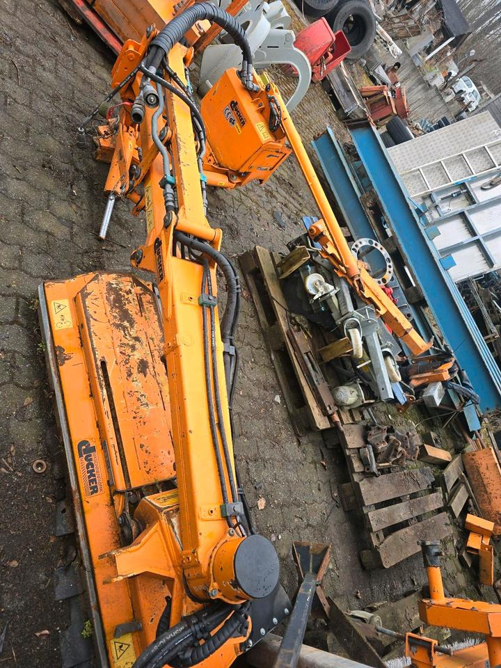 Dücker Randstreifenmäher vom DUA 800 700 Banketmäher Böschungsmäher Auslegemäher für Unimog Mulag Mähausleger - Desbrozadora de brazo: foto 4 Dücker Randstreifenmäher vom DUA 800 700 Banketmäher Böschungsmäher Auslegemäher für Unimog Mulag Mähausleger - Desbrozadora de brazo: foto 4