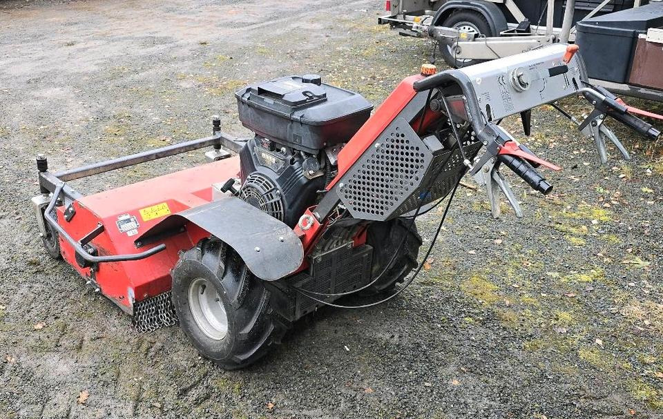 Kersten RCH 18100 Motormäher Böschungsmäher Böschungsmulcher Hangmäher Mulchmäher Rasenmäher Mähraupe Irus - Cortacésped: foto 2 Kersten RCH 18100 Motormäher Böschungsmäher Böschungsmulcher Hangmäher Mulchmäher Rasenmäher Mähraupe Irus - Cortacésped: foto 2