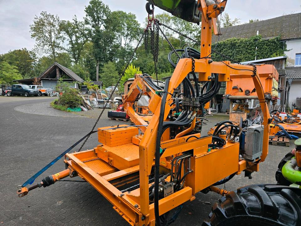 Mulag MHU 800 Mähausleger Böschungsmäher Böschungsmulcher für Unimog 405 U 300 400 500 318 423 427 430 527 535 530 Mercedes-Benz - Desbrozadora de brazo: foto 1 Mulag MHU 800 Mähausleger Böschungsmäher Böschungsmulcher für Unimog 405 U 300 400 500 318 423 427 430 527 535 530 Mercedes-Benz - Desbrozadora de brazo: foto 1