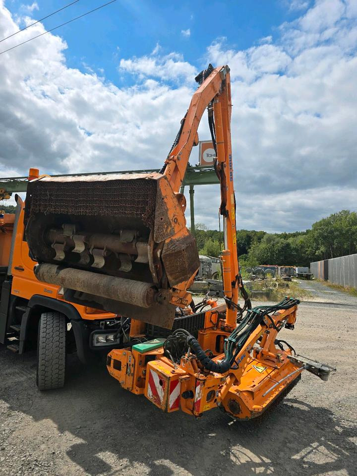Mulag MKM 700 Mähausleger 2015 Böschungsmäher Böschungsmulcher Tandemmäher Für Unimog UGE UGN 405 427 424 U400 300 500 - Desbrozadora de brazo: foto 5 Mulag MKM 700 Mähausleger 2015 Böschungsmäher Böschungsmulcher Tandemmäher Für Unimog UGE UGN 405 427 424 U400 300 500 - Desbrozadora de brazo: foto 5