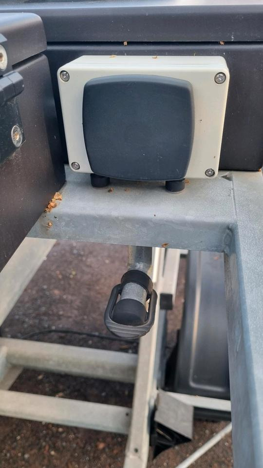 Remolque Neuwertige Nissen LED VLT Verkehrsleittafel Verkehrsleitanhänger Verkehrssicherungsanhänger Leitanhänger Leittafel Absperrtafel FAT Verkehrssicherung GPS: foto 7