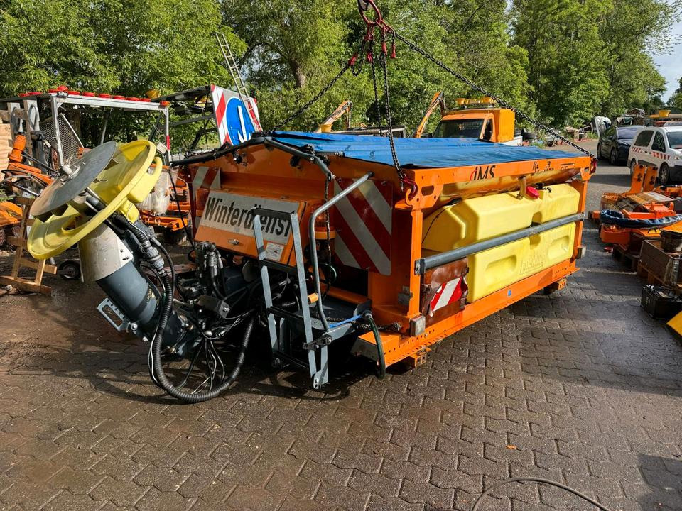 Salzstreuer Küpper-Weisser 2,7m3 IMS IMSSL F25027 HFS für Unimog UGN UGE 424 427 405 U300 U 300 400 500 MERCEDES-BENZ 218 219 318 323 423 427 327 430 429 430 435 Salzsilo Streuautomat Winterdienst - Esparcidor de sal: foto 1 Salzstreuer Küpper-Weisser 2,7m3 IMS IMSSL F25027 HFS für Unimog UGN UGE 424 427 405 U300 U 300 400 500 MERCEDES-BENZ 218 219 318 323 423 427 327 430 429 430 435 Salzsilo Streuautomat Winterdienst - Esparcidor de sal: foto 1