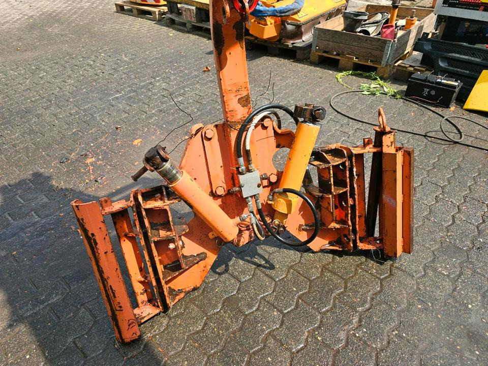 Schmidt Schneepflugzylinder Schwenkzylinder Schneeschild Schneeschieber Schmidt Epoke passend für Unimog 424 427 405 U 300 400 500 318 323 423 218 430 429 530 527 535 Mercedes-Benz Winterdienst - Cuchilla quitanieves: foto 1 Schmidt Schneepflugzylinder Schwenkzylinder Schneeschild Schneeschieber Schmidt Epoke passend für Unimog 424 427 405 U 300 400 500 318 323 423 218 430 429 530 527 535 Mercedes-Benz Winterdienst - Cuchilla quitanieves: foto 1