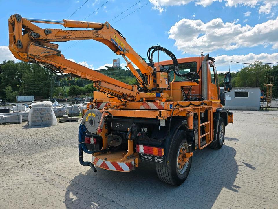 Unimog U400 405/12 6-Zylinder mit Mulag Böschungsmäher Böschungsmulcher Frontmäher Randstreifenmäher Mercedes-Benz U 400 300 500 - Máquina quitanieve: foto 4 Unimog U400 405/12 6-Zylinder mit Mulag Böschungsmäher Böschungsmulcher Frontmäher Randstreifenmäher Mercedes-Benz U 400 300 500 - Máquina quitanieve: foto 4