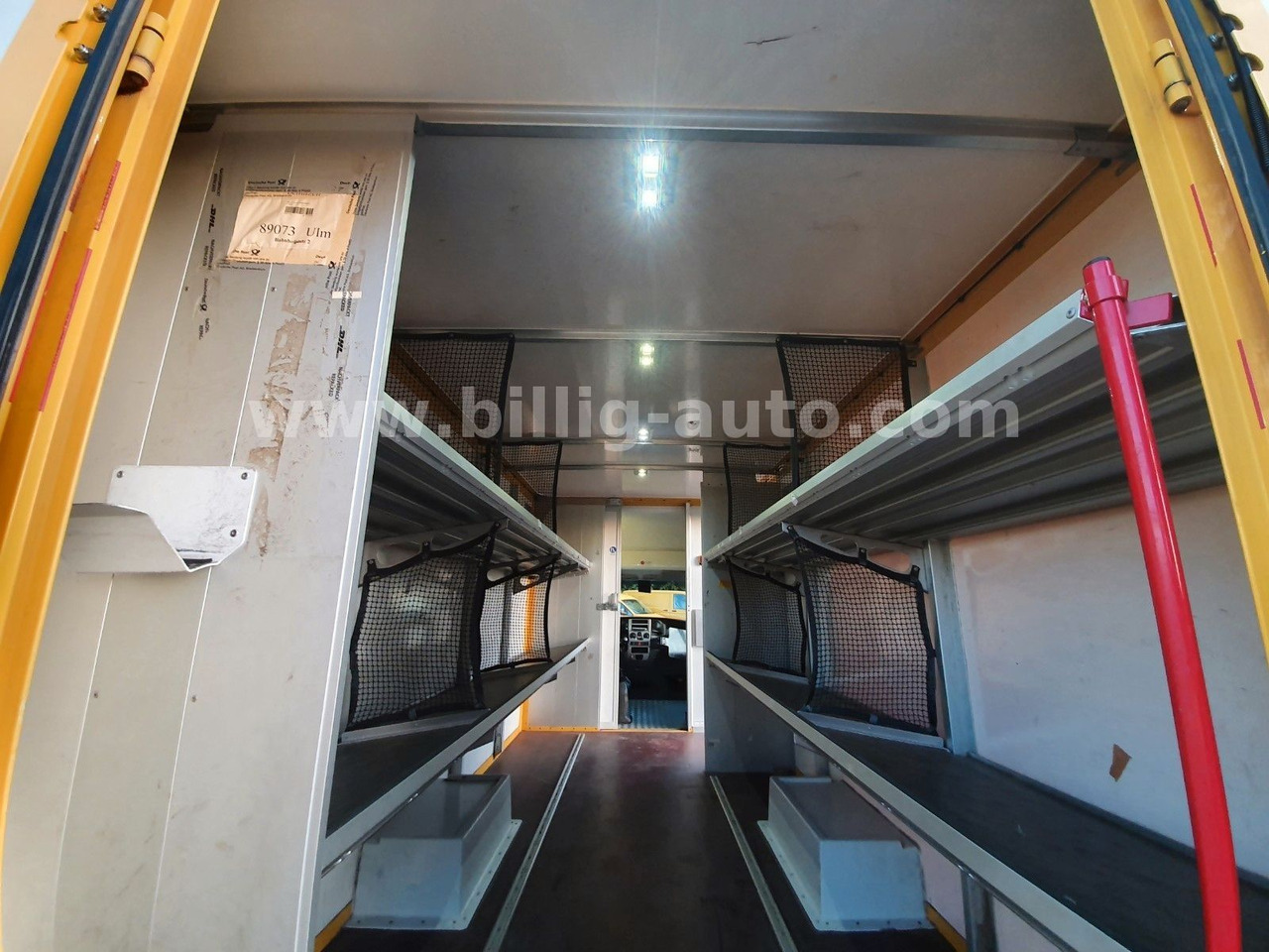 Iveco Daily Koffer Kasten Integralkoffer Automatik - Furgoneta caja cerrada: foto 4 Iveco Daily Koffer Kasten Integralkoffer Automatik - Furgoneta caja cerrada: foto 4