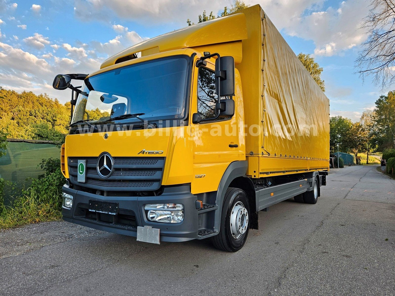 Mercedes-Benz Atego 1327 L BREMS/SPUR-ASS*DIFF-Sperre*AHK*7.2 - Camión caja abierta: foto 2 Mercedes-Benz Atego 1327 L BREMS/SPUR-ASS*DIFF-Sperre*AHK*7.2 - Camión caja abierta: foto 2