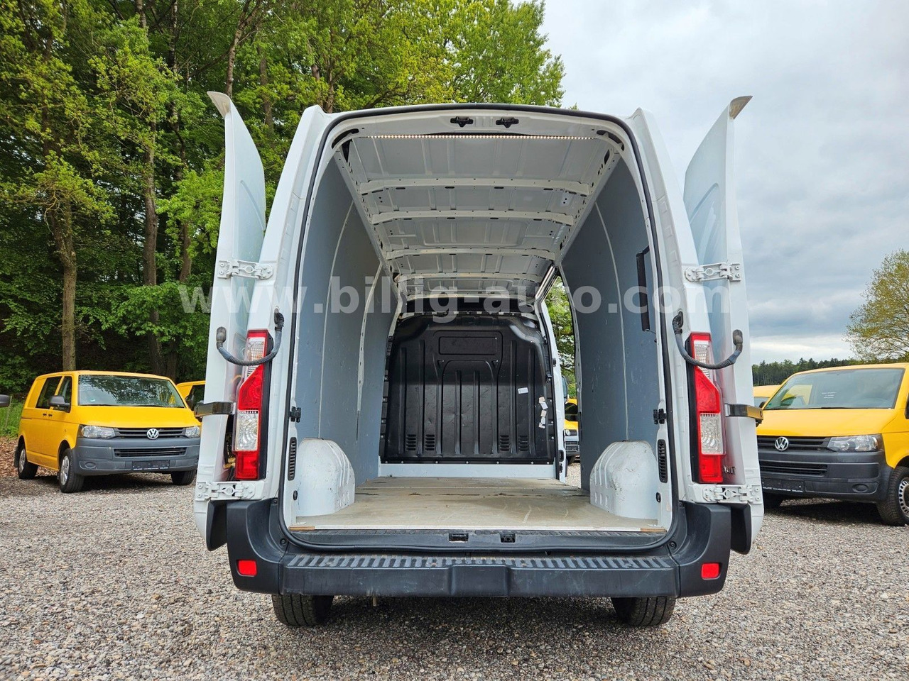Renault Master EURO 6 *Klima*EU6*Bluetooth*Kamera*MAXI - Furgoneta de pasajeros: foto 5 Renault Master EURO 6 *Klima*EU6*Bluetooth*Kamera*MAXI - Furgoneta de pasajeros: foto 5