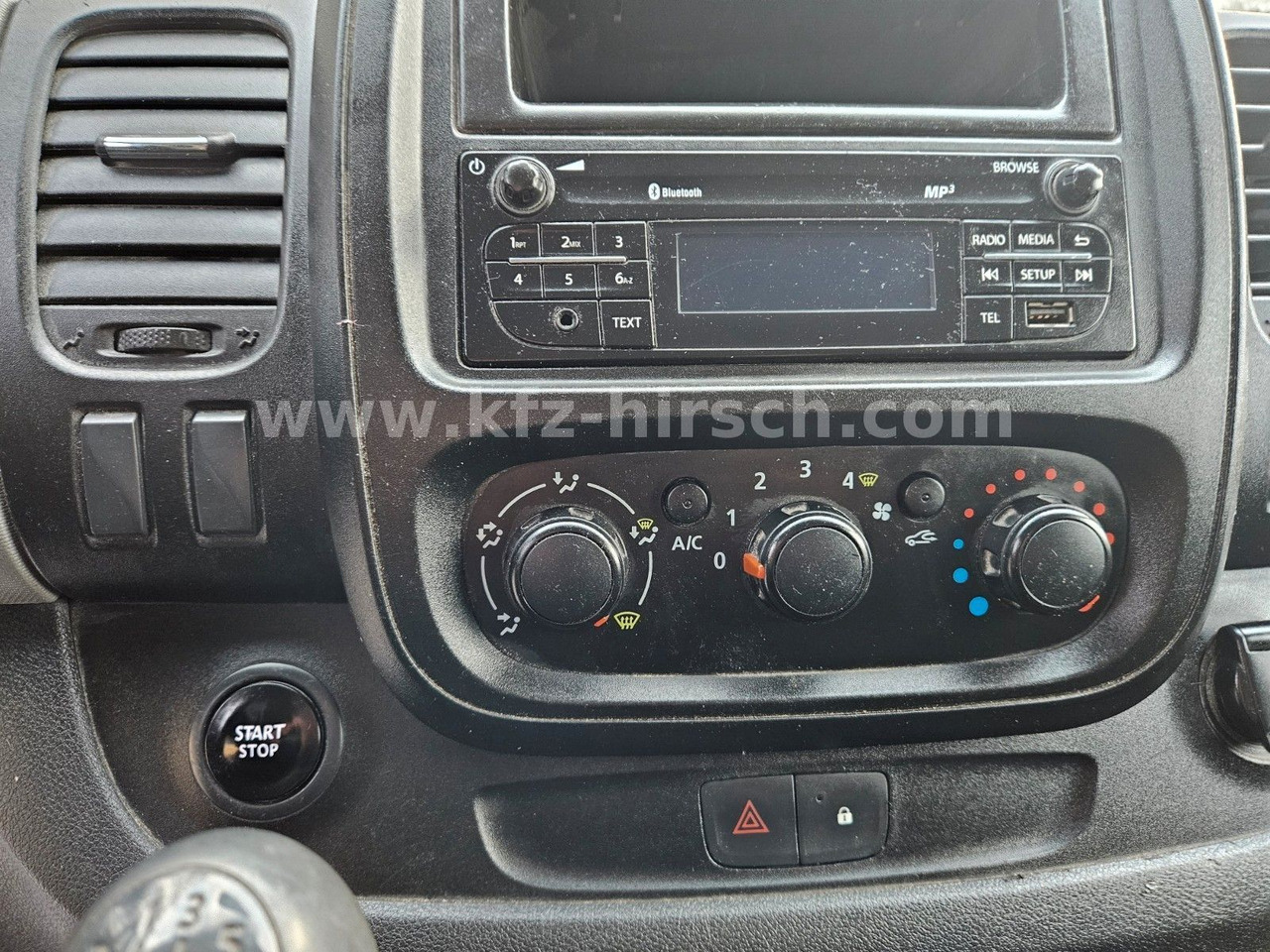 Furgoneta pequeña Renault Trafic Kasten L1H1 2,7t Komfort 1.Hd nur52.000KM: foto 12