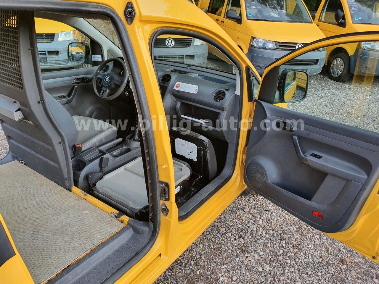 Volkswagen Caddy 2.0 TDI*FLEX-SITZ-PLUS*S-heft*2xS-Türe*EU5 - Furgoneta de pasajeros: foto 1 Volkswagen Caddy 2.0 TDI*FLEX-SITZ-PLUS*S-heft*2xS-Türe*EU5 - Furgoneta de pasajeros: foto 1