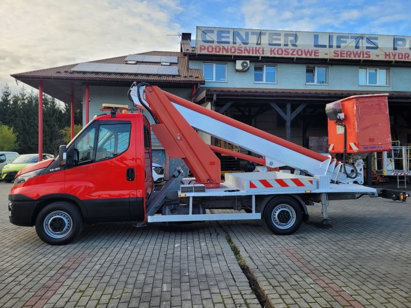 Iveco Daily 35S11 podnośnik koszowy 20 m Multitel MT202DS - Camión con plataforma elevadora: foto 5 Iveco Daily 35S11 podnośnik koszowy 20 m Multitel MT202DS - Camión con plataforma elevadora: foto 5