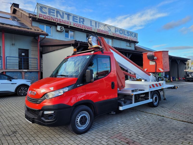 Iveco Daily 35S11 podnośnik koszowy 20 m Multitel MT202DS bucket truck boom lift - Camión con plataforma elevadora: foto 1 Iveco Daily 35S11 podnośnik koszowy 20 m Multitel MT202DS bucket truck boom lift - Camión con plataforma elevadora: foto 1