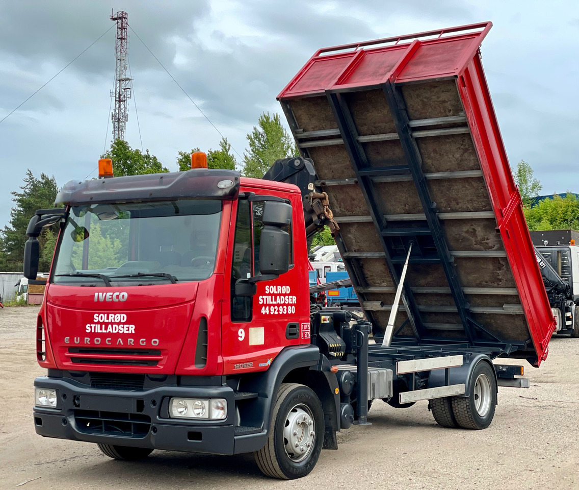 IVECO EUROCARGO - Camión grúa: foto 1 IVECO EUROCARGO - Camión grúa: foto 1