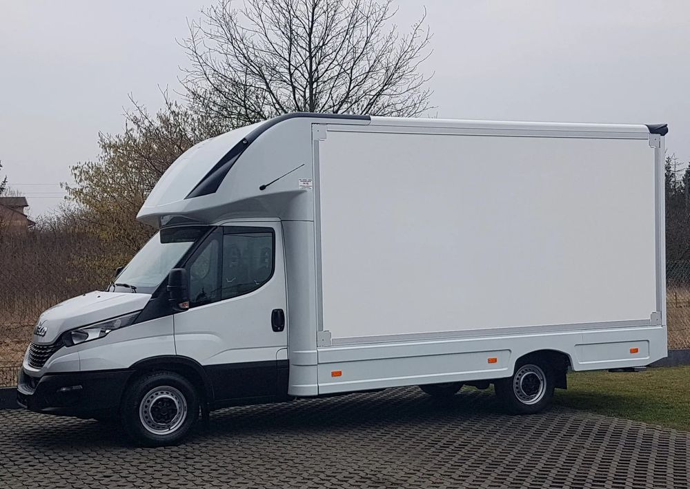 Iveco DAILY KONTENER NISKOPODŁOGOWY 4,43x2,23x2,42 SKLEP BAR FOODTRUCK KAMPER KLIMA - Autocaravana: foto 2 Iveco DAILY KONTENER NISKOPODŁOGOWY 4,43x2,23x2,42 SKLEP BAR FOODTRUCK KAMPER KLIMA - Autocaravana: foto 2