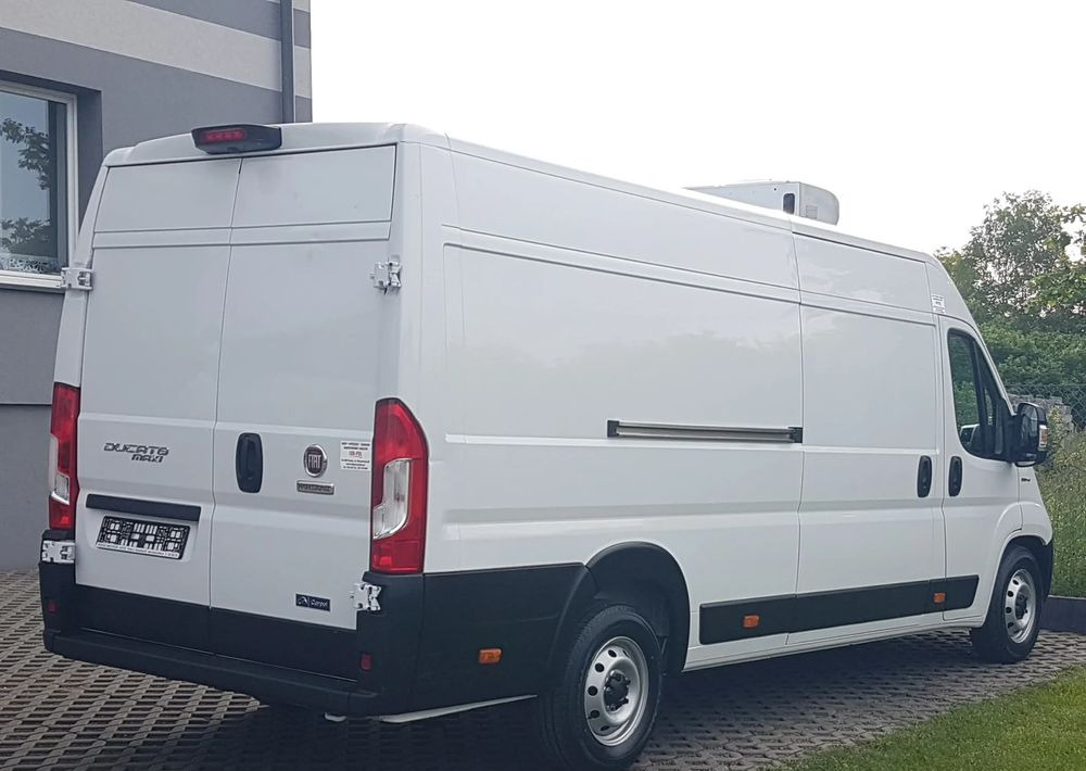 Fiat DUCATO L4H2 CHŁODNIA AGREGAT IZOTERMA MAX DŁUGI WYSOKI ZANOTTI Z250S-D FUNKCJA GRZANIA KLIMA - Furgoneta frigorifica: foto 4 Fiat DUCATO L4H2 CHŁODNIA AGREGAT IZOTERMA MAX DŁUGI WYSOKI ZANOTTI Z250S-D FUNKCJA GRZANIA KLIMA - Furgoneta frigorifica: foto 4