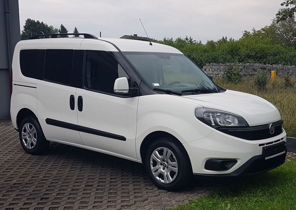 Fiat Doblo 1.6 Multijet 16V Easy - Coche: foto 1 Fiat Doblo 1.6 Multijet 16V Easy - Coche: foto 1