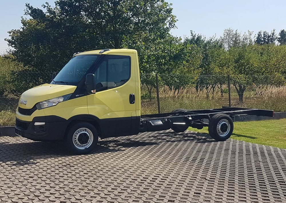 Iveco Daily PODWOZIE RAMA DO ZABUDOWY WIDELEC KLIMA 35S13 DMC 3500 KG KRAJOWY - Camión chasis: foto 2 Iveco Daily PODWOZIE RAMA DO ZABUDOWY WIDELEC KLIMA 35S13 DMC 3500 KG KRAJOWY - Camión chasis: foto 2