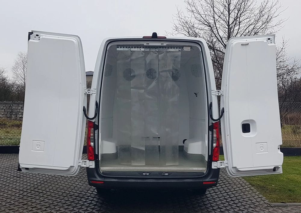 Mercedes-Benz SPRINTER MAXI CHŁODNIA AGREGAT 2 KOMORY GRZANIE IZOTERMA KLIMA 314 CDI MANUAL - Furgoneta frigorifica: foto 5 Mercedes-Benz SPRINTER MAXI CHŁODNIA AGREGAT 2 KOMORY GRZANIE IZOTERMA KLIMA 314 CDI MANUAL - Furgoneta frigorifica: foto 5