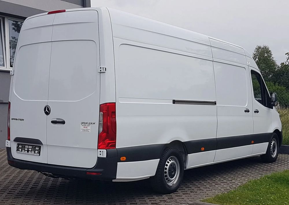Mercedes-Benz SPRINTER MAXI CHŁODNIA AGREGAT 2 KOMORY GRZANIE KLIMA IZOTERMA MANUAL - Furgoneta frigorifica: foto 4 Mercedes-Benz SPRINTER MAXI CHŁODNIA AGREGAT 2 KOMORY GRZANIE KLIMA IZOTERMA MANUAL - Furgoneta frigorifica: foto 4