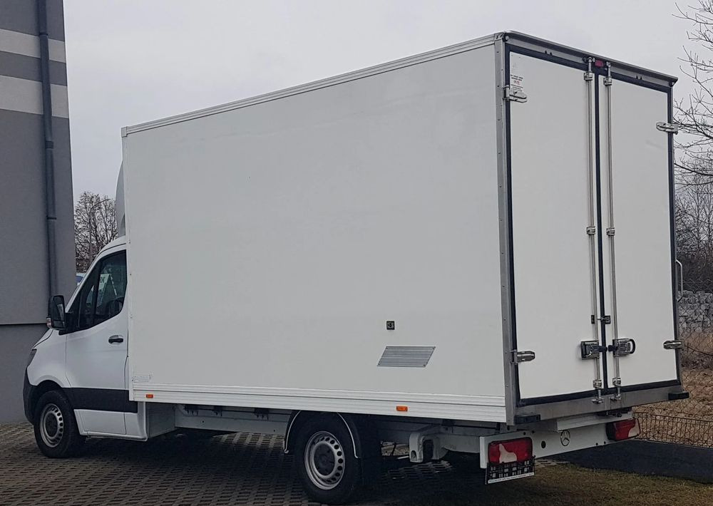 Mercedes-Benz Sprinter CHŁODNIA 8EP IZOTERMA AGREGAT ZANOTTI 4,12x2,15x2,30 KLIMA 314CDI - Furgoneta frigorifica: foto 3 Mercedes-Benz Sprinter CHŁODNIA 8EP IZOTERMA AGREGAT ZANOTTI 4,12x2,15x2,30 KLIMA 314CDI - Furgoneta frigorifica: foto 3