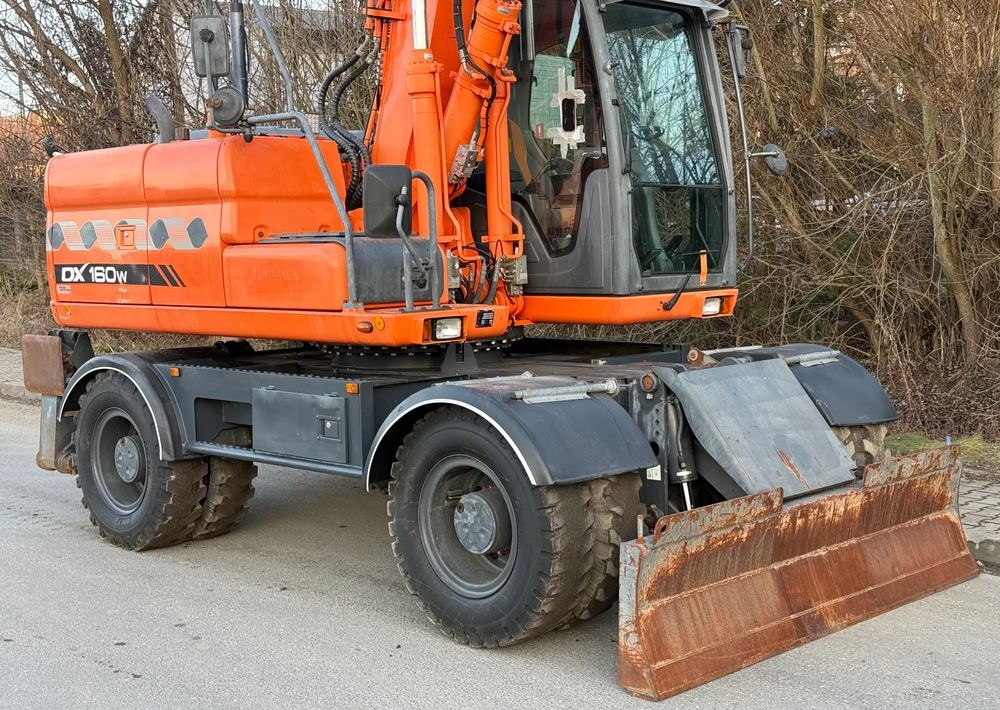 Doosan * DOOSAN DX160W *ROTOTILT* GPS 2D Leica * Sprowadzona * Stan Perfekcyjny * Koparka Kołowa * - Excavadora de ruedas: foto 5 Doosan * DOOSAN DX160W *ROTOTILT* GPS 2D Leica * Sprowadzona * Stan Perfekcyjny * Koparka Kołowa * - Excavadora de ruedas: foto 5