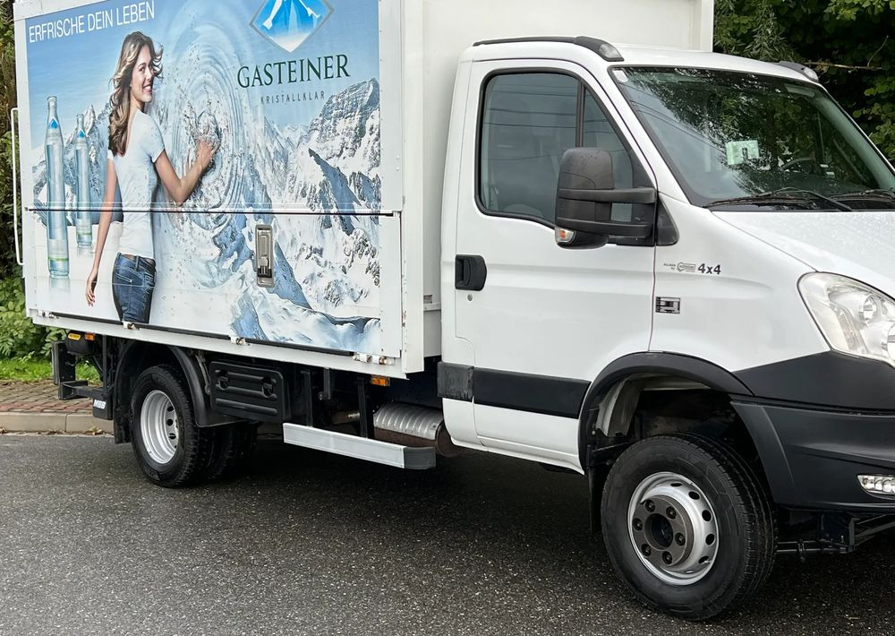 Iveco *IVECO 70C17 * ALLRAD *4x4* SPROWADZONY STAN PERFEKCYJNY ( Kamper Kiper Wywrotka ) - Camión caja cerrada: foto 3 Iveco *IVECO 70C17 * ALLRAD *4x4* SPROWADZONY STAN PERFEKCYJNY ( Kamper Kiper Wywrotka ) - Camión caja cerrada: foto 3